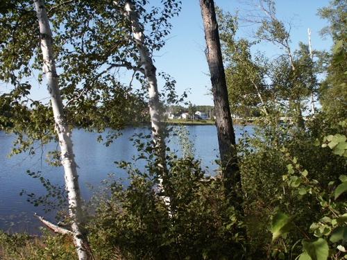 lot edge to riverfront 
 quebec