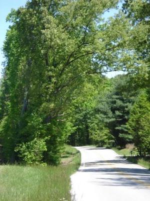 only minutes from fall creek falls property specer tennessee