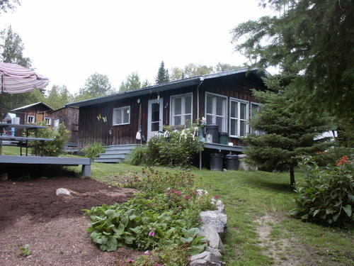 cottage and landscaping
 quebec